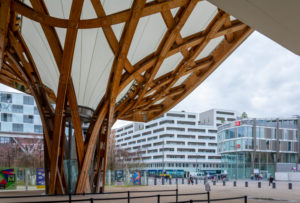 France, Lorraine, Metz, Center Pompidou-Metz, architect: Shigeru Ban and Jean de Gastines. France, Lorraine, Metz, Center Pompidou-Metz, architect: Shigeru Ban and Jean de Gastines.